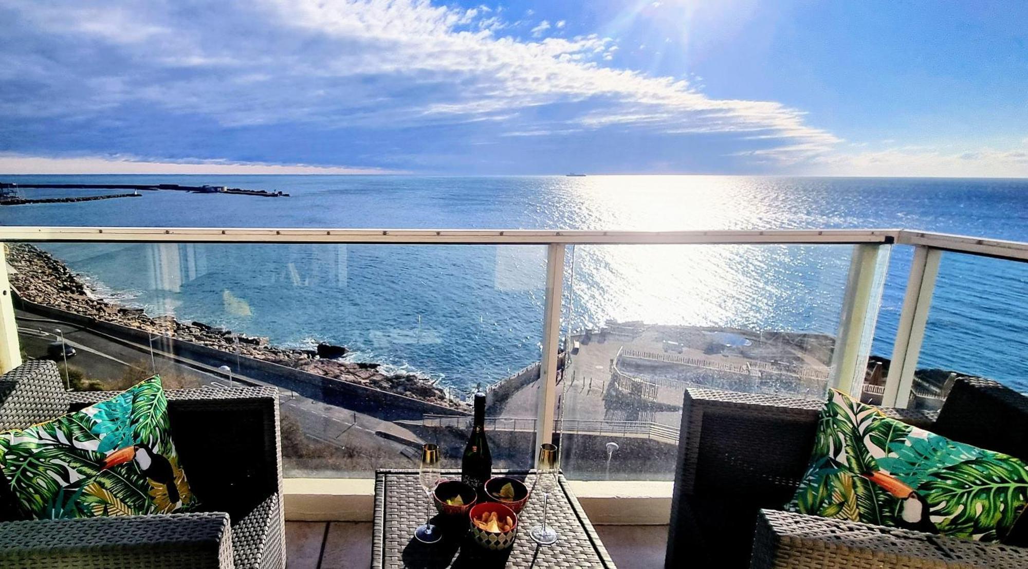 Le Marty 53 Un Balcon Sur La Mer Centre Historique Сет Экстерьер фото