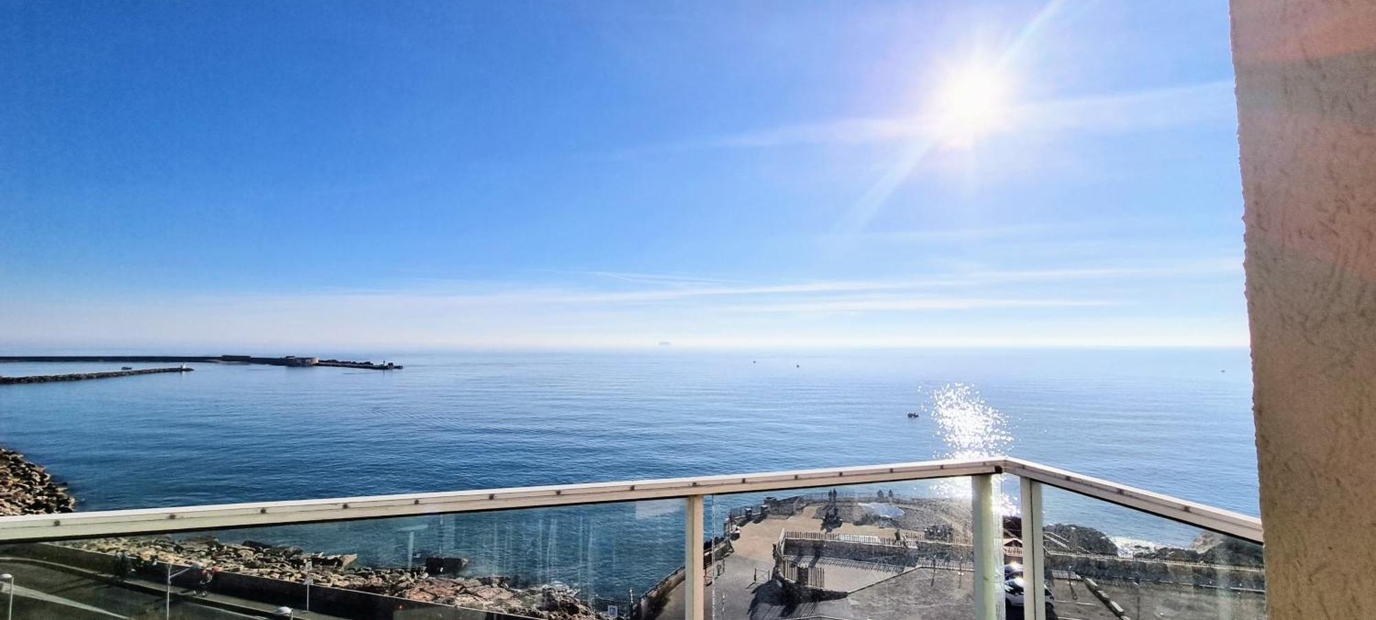 Le Marty 53 Un Balcon Sur La Mer Centre Historique Сет Экстерьер фото